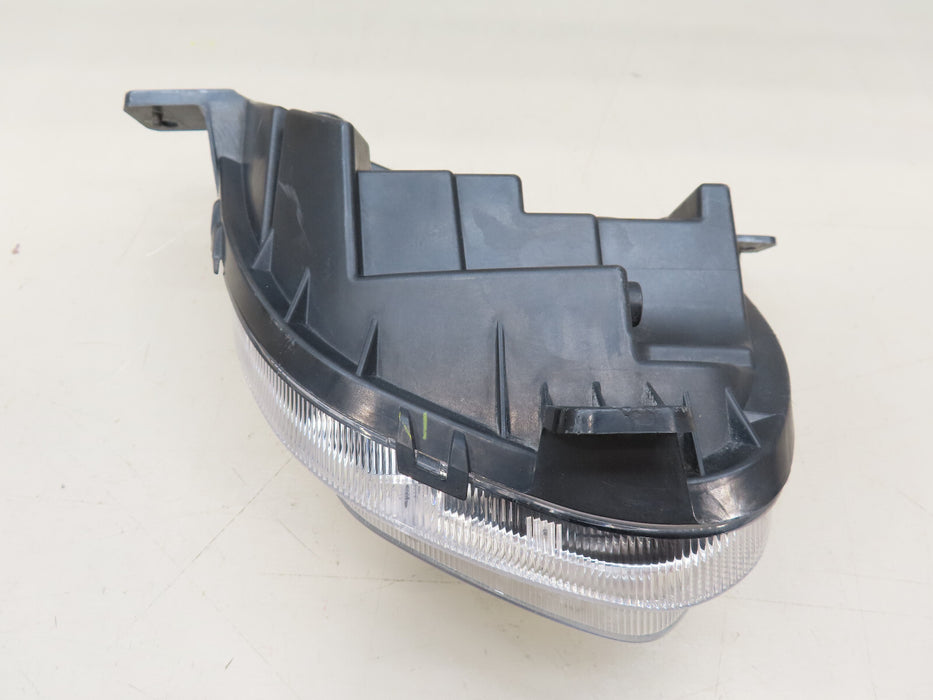 2018-2021 CHEVROLET EQUINOX FRONT RIGHT TURN SIGNAL LIGHT HALOGEN OEM 84226246