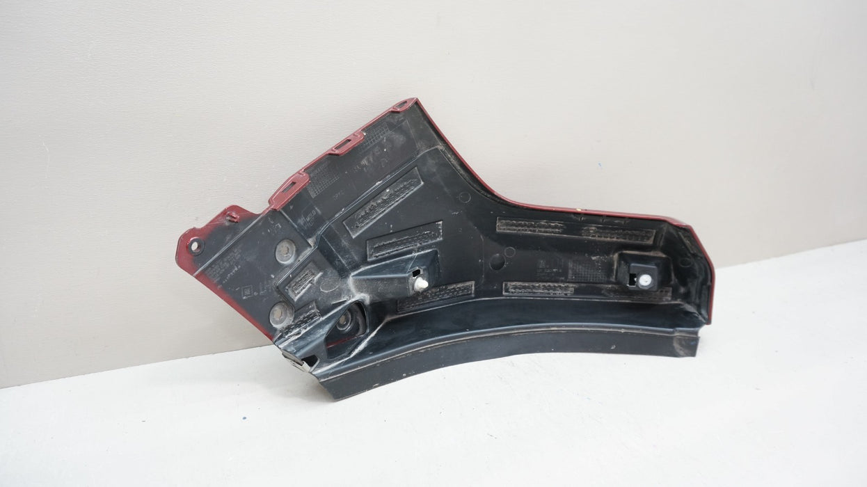 2020-2023 GMC SIERRA 2500 3500HD FRONT LEFT BUMPER END CAP FILLER OEM 84677724