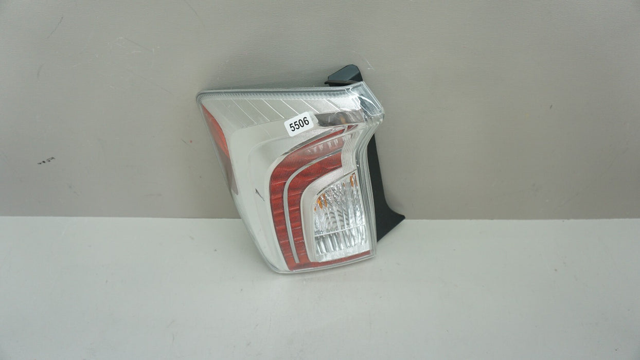 2012-2015 TOYOTA PRIUS REAR LEFT DRIVER SIDE TAIL LIGHT BRAKE STOP LAMP OEM