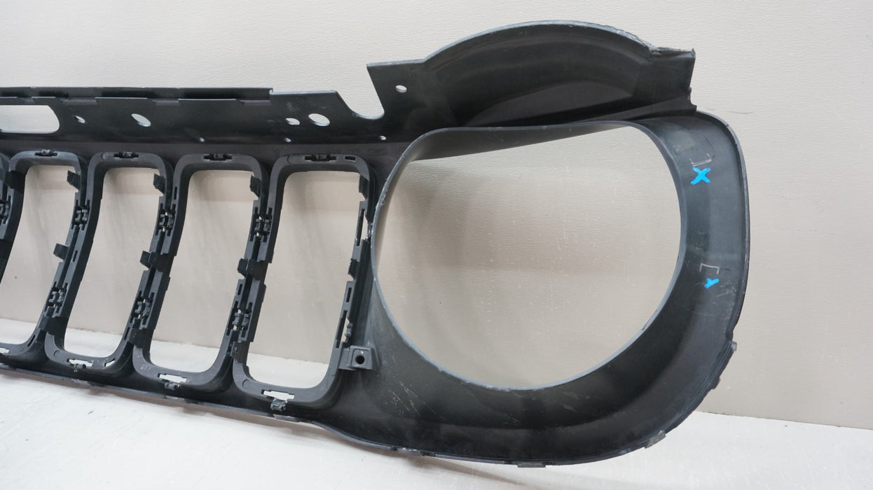 2015-2018 JEEP RENEGADE FRONT BUMPER UPPER GRILL GRILLE OEM 52088680