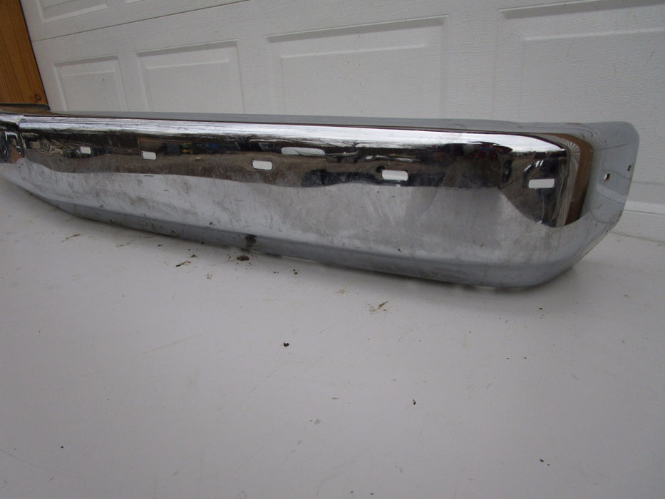 95 96 97 98 CHEVROLET TAHOE FRONT BUMPER COVER OEM