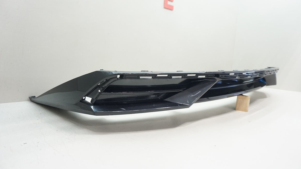 2021-2023 HYUNDAI ELANTRA LIMITED REAR LOWER BUMPER VALANCE OEM 86612-AB050
