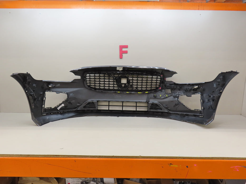 2018-2020 VOLVO V60 S60 FRONT BUMPER COVER W/LOWER GRILLE W/GRILLE OEM