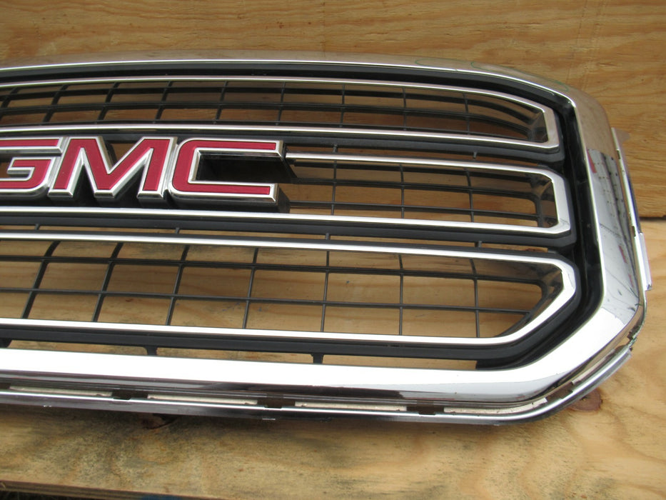 2015 - 2018 GMC YUKON FRONT RADIATOR COVER GRILL GRILLE PANEL CHROME PLASTIC OEM