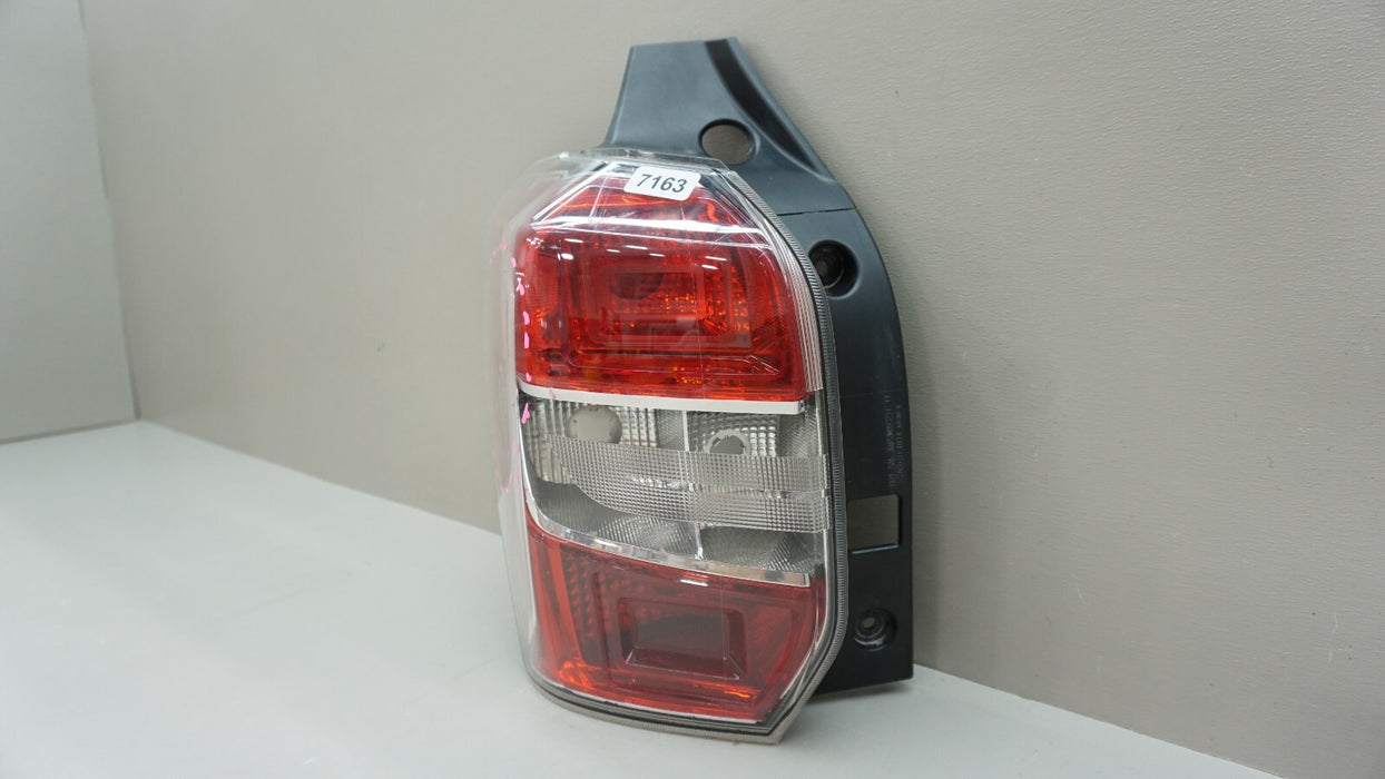 2014-2018 SUBARU FORESTER REAR LEFT DRIVERS SIDE TAIL LIGHT 84201-SG051 OEM