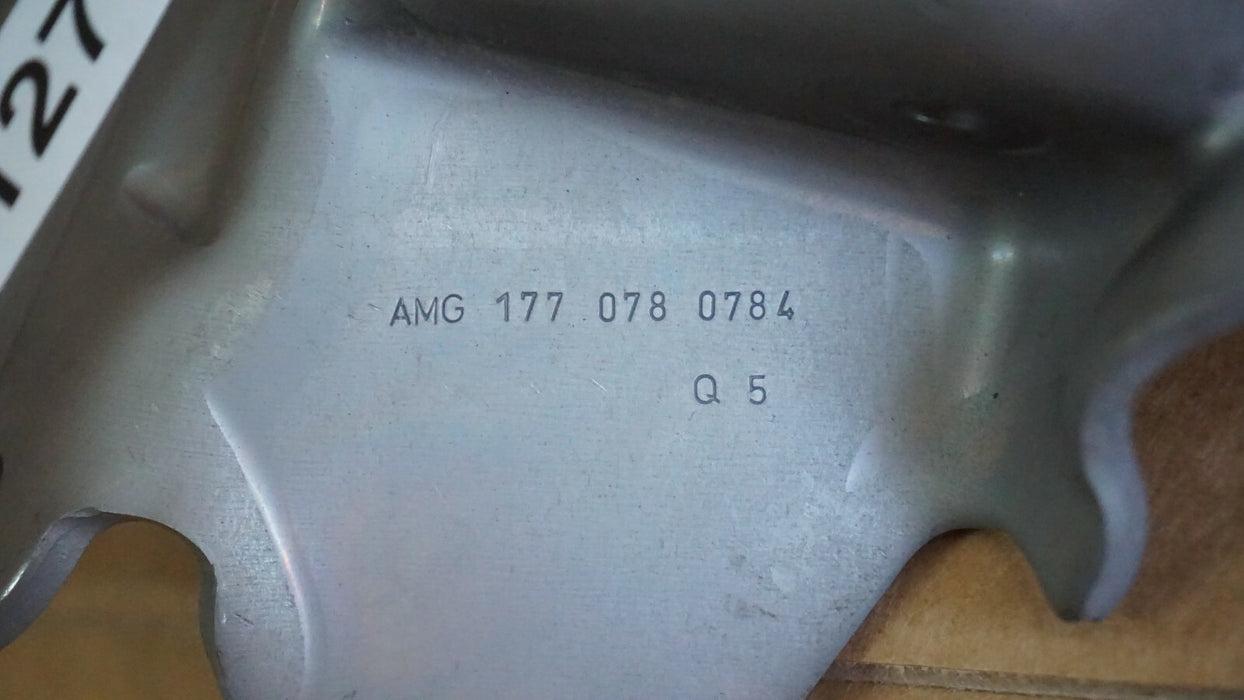 2016-2020 MERCEDES C63 AMG W205 4.0L M177 FUEL PUMP PLATE BRACKET SUPPORT OEM