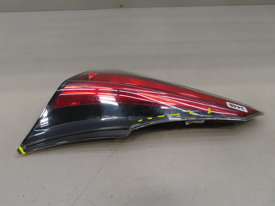 2016-2018 TOYOTA RAV4 REAR RIGHT PASSENGER INNER TAIL LIGHT OEM 81580-0R03100