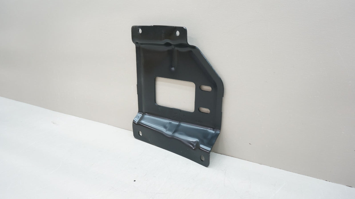 2001-2004 FORD F250 F350 F450 FRONT RIGHT BUMPER MOUNTING PLATE BRACKET OEM