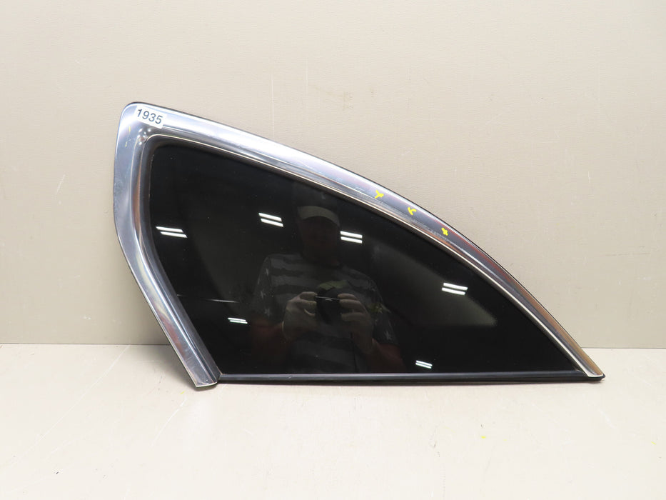 2016-2020 BENTLEY BENTAYGA REAR RIGHT PASSENGER SIDE QUARTER PANEL GLASS OEM