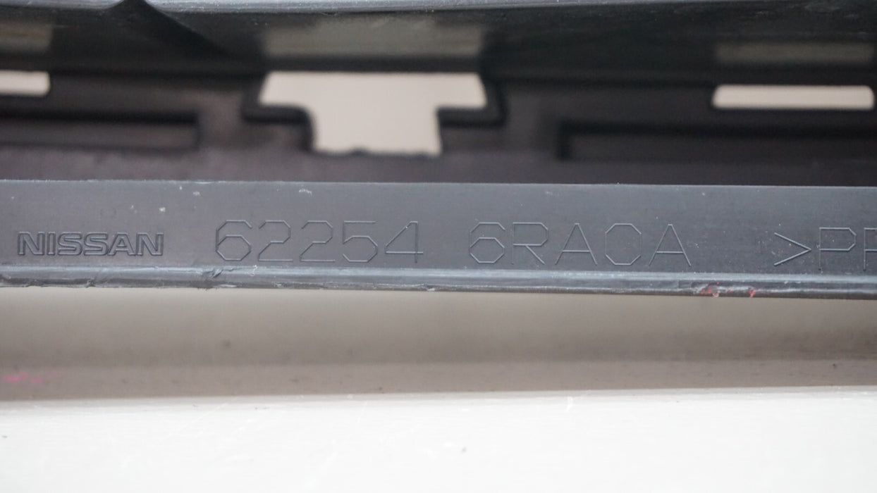 2021-2023 NISSAN ROGUE FRONT BUMPER LOWER GRILLE GRILL OEM 622546RA0A