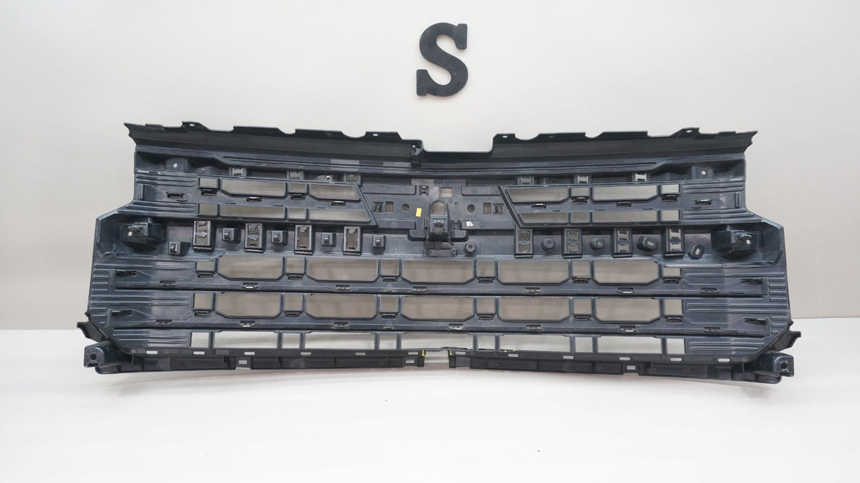 2022-2025 CHEVROLET SILVERADO 1500 FRONT BUMPER RADIATOR GRILLE OEM 85516947
