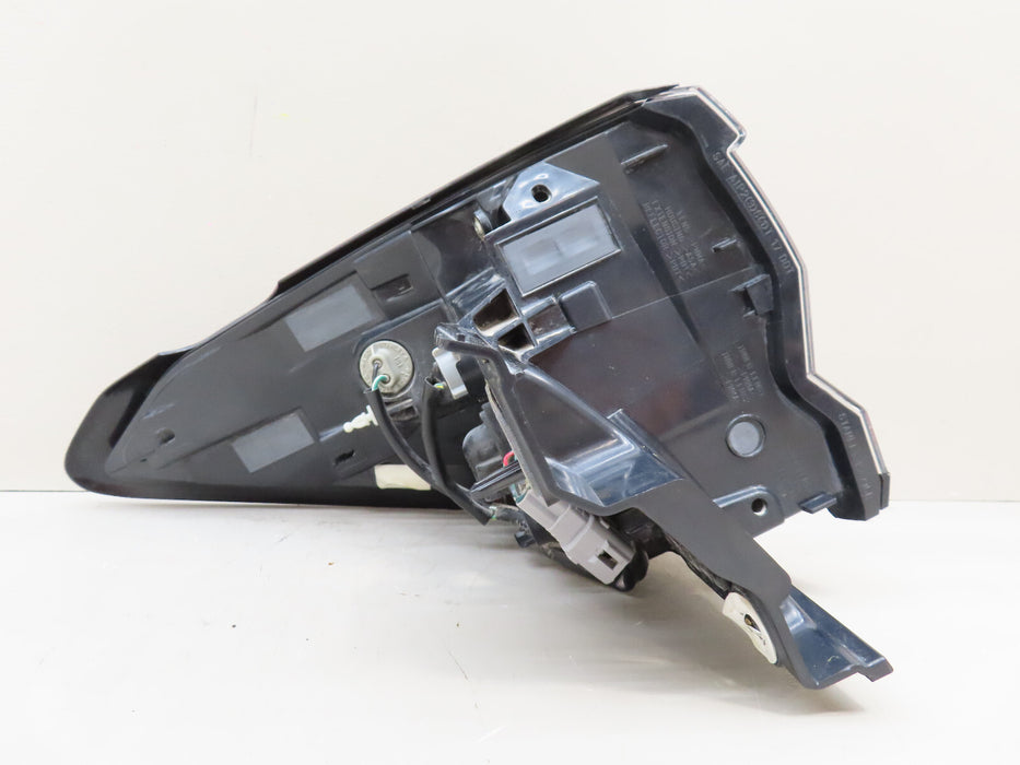 2020-2024 SUBARU OUTBACK REAR RIGHT PASSENGER OUTER SIDE TAIL LIGHT OEM
