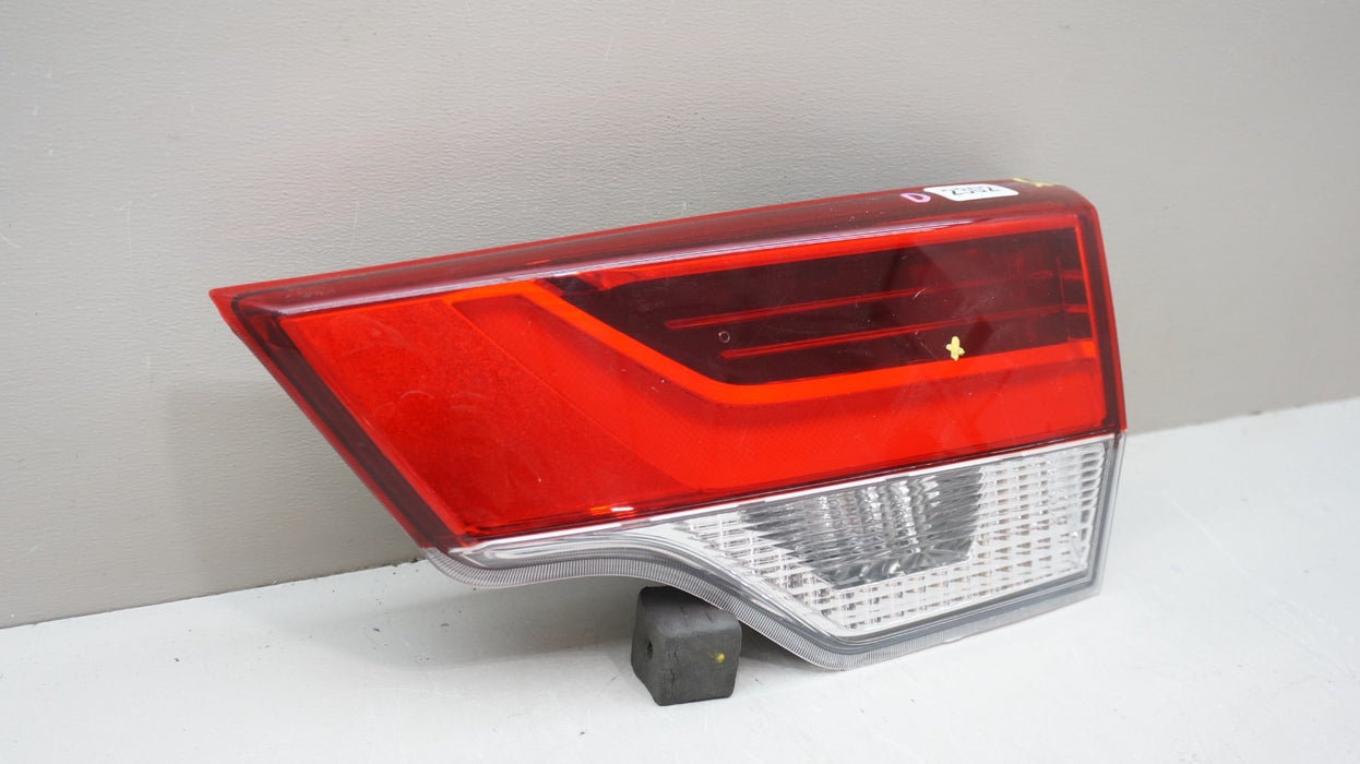 2017-2019 TOYOTA HIGHLANDER REAR RIGHT SIDE INNER TAIL LIGHT AFTERMARKET CAPA