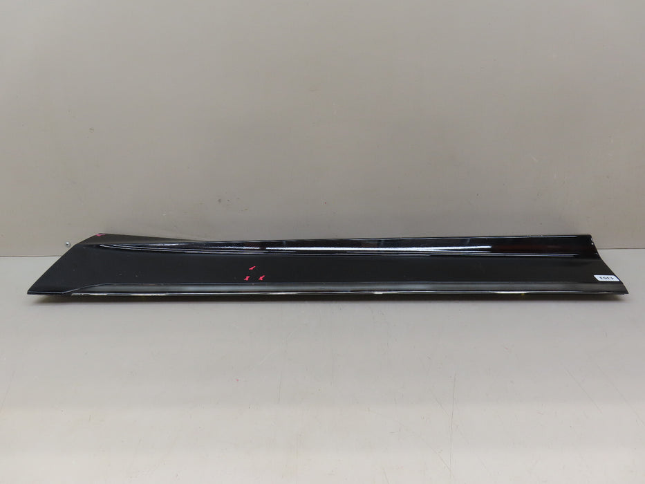 2019-2023 CHEVROLET BLAZER FRONT RIGHT PASSENGER SIDE DOOR LOWER MOLDING OEM