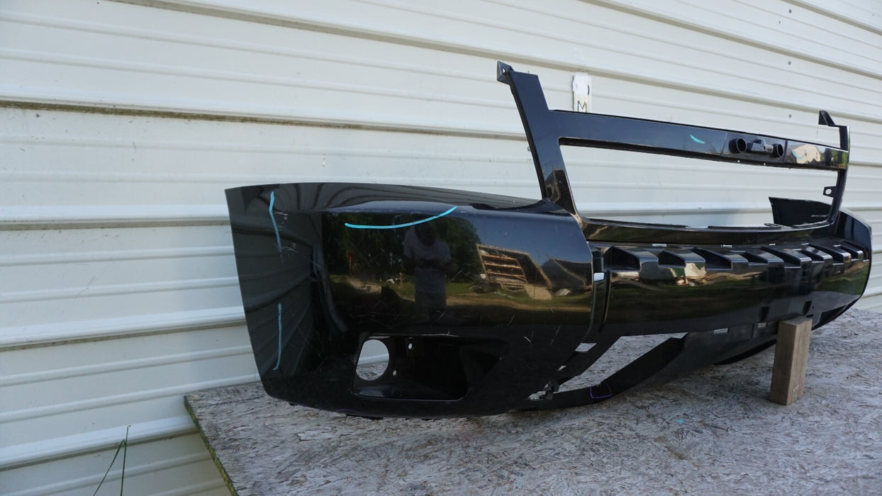 2007-2014 CHEVROLET SUBURBAN FRONT BUMPER COVER PANEL OEM 25830176