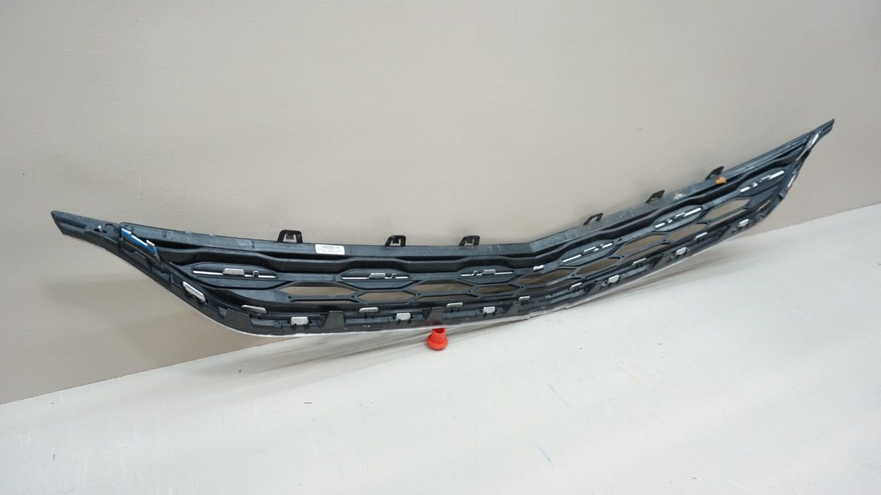 2016-2018 CHEVROLET MALIBU FRONT UPPER BUMPER GRILLE TRIM OEM 84061034