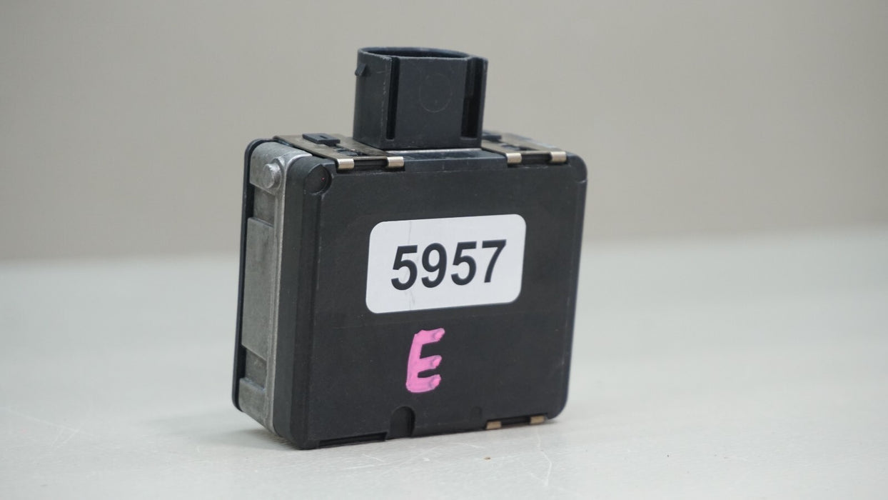 2019-2021 MERCEDES CLA C CLASS BLIND SPOT RADAR SENSOR MODULE OEM 0203302029