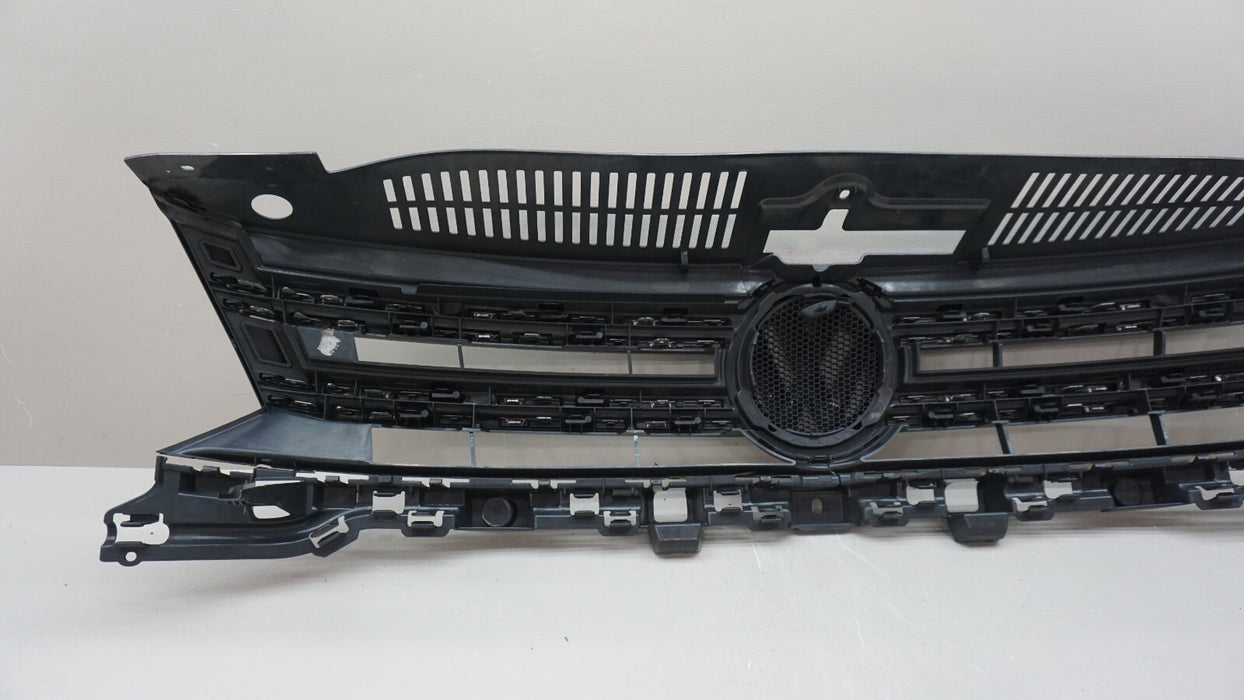 2012-2017 VOLKSWAGEN TIGUAN FRONT UPPER GRILLE 5N0853653E OEM 12 13 14 15 16 17