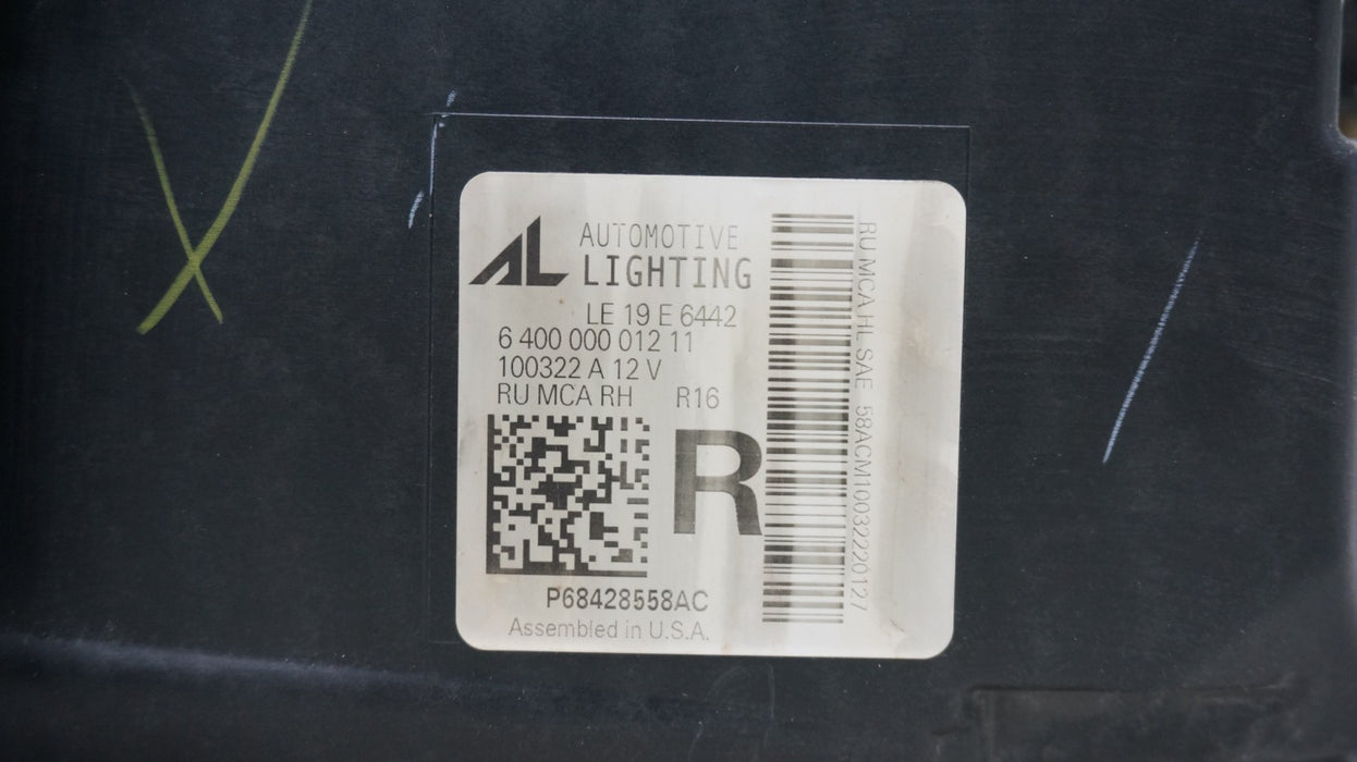 2021-2023 CHRYSLER PACIFICA FRONT RIGHT PASSENEGER SIDE LED HEADLIGHT OEM