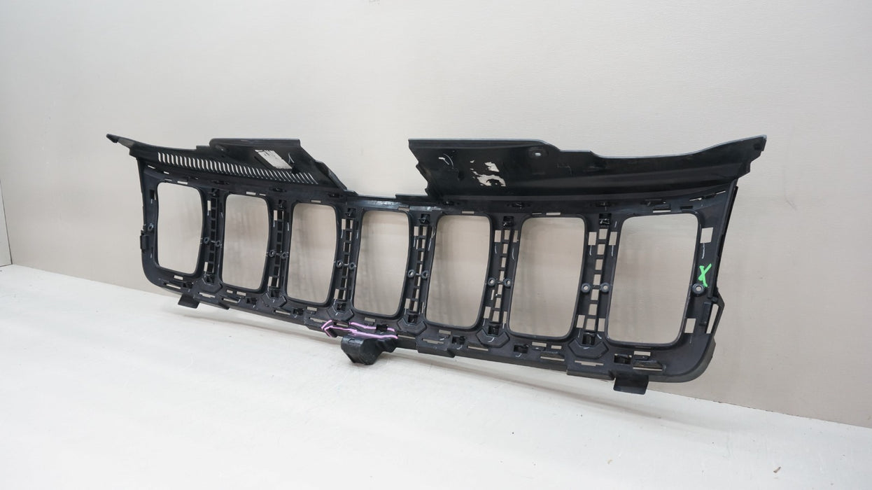 2016-2022 JEEP GRAND CHEROKEE FRONT UPPER BUMPER RADIATOR GRILLE OEM 68258419AA