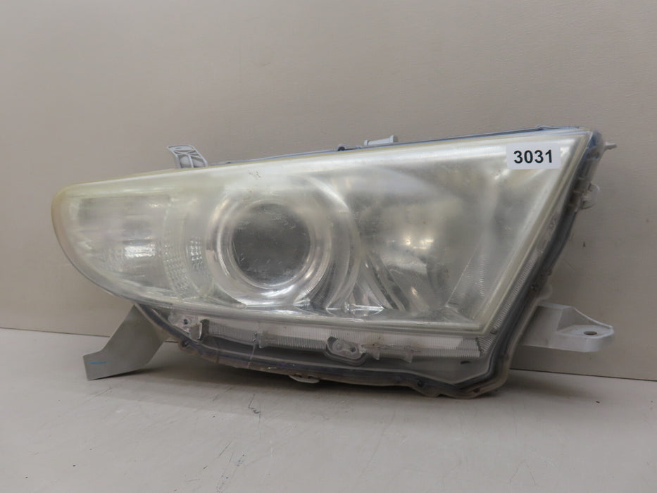 2011-2013 TOYOTA HIGHLANDER FRONT RIGHT PASSENGER SIDE HEADLIGHT OEM