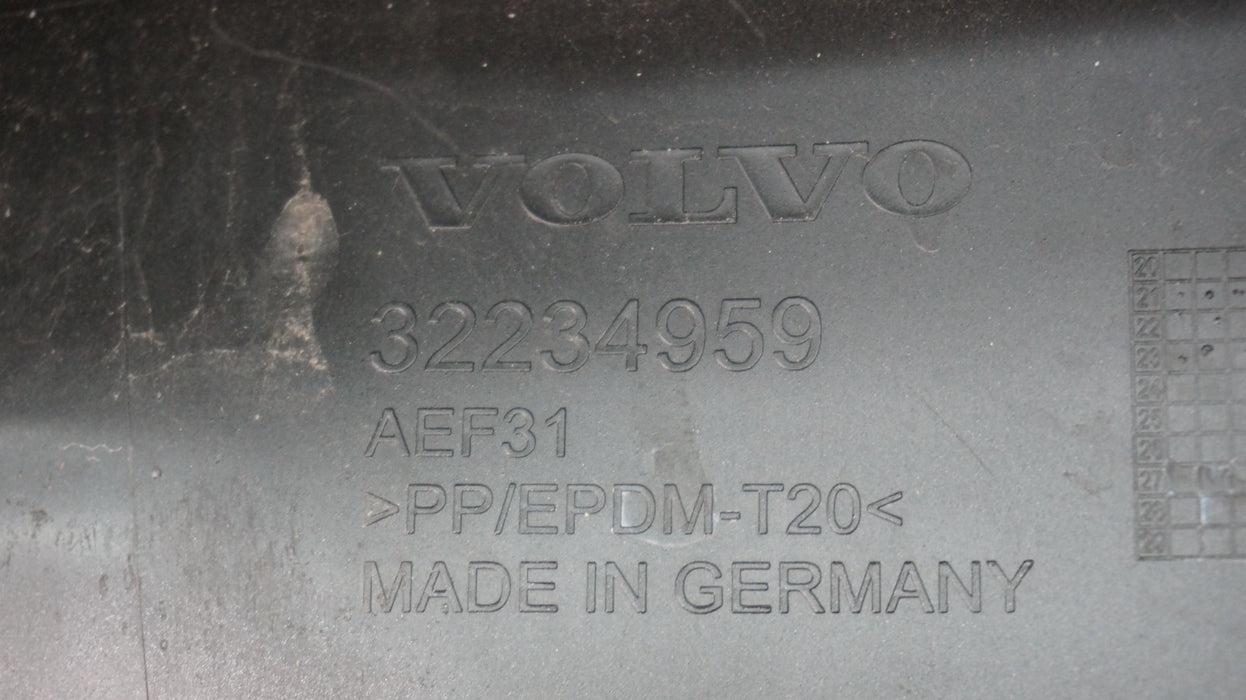 2022-2025 VOLVO XC60 FRONT LOWER BUMPER GRILLE OEM 32234959
