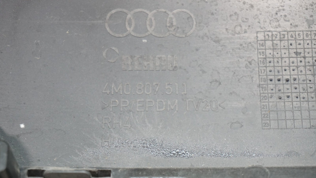 2017-2019 AUDI Q7 REAR UPPER BUMPER COVER 4M0807511 OEM 17 18 19