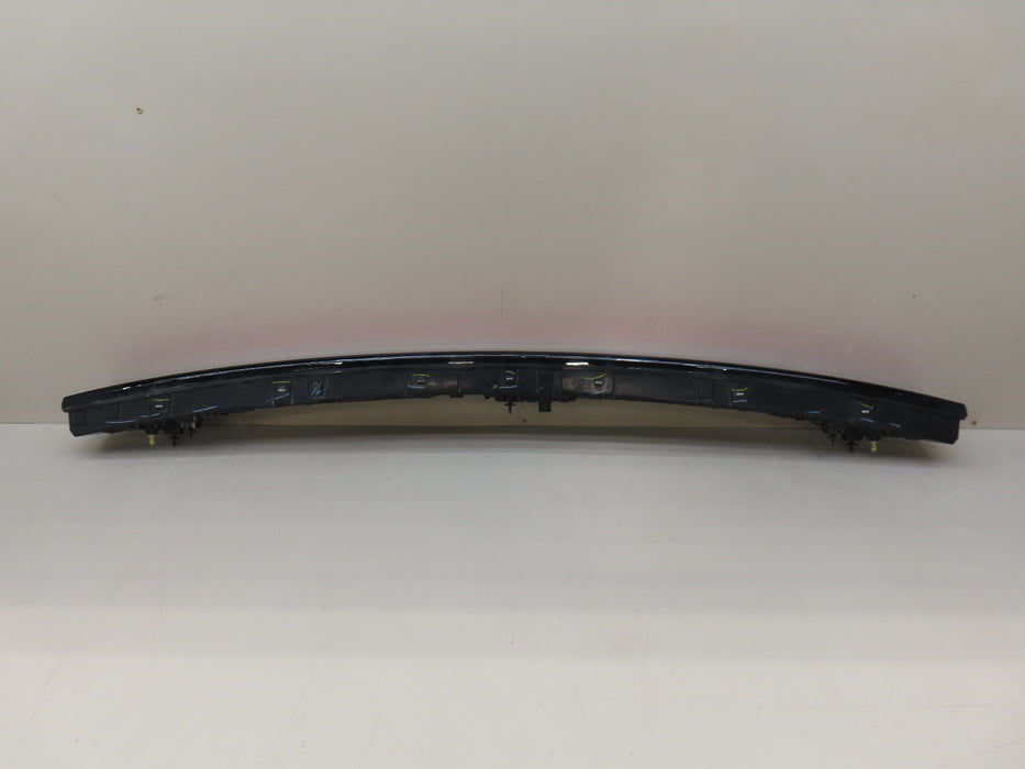 2022-2024 RIVIAN R1T REAR CENTER TAILGATE TAIL LIGHT LED OEM