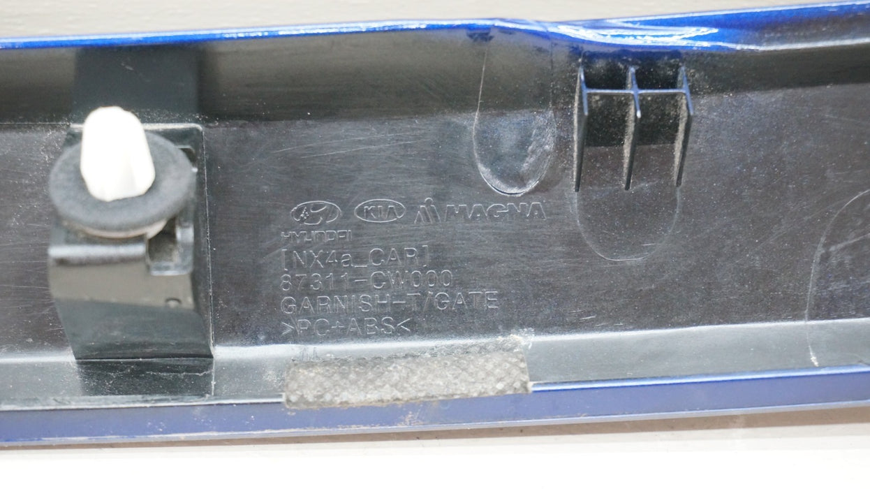 2021-2022 HYUNDAI SANTA FE REAR LIFT GATE TRIM MOLDING 87311-CW000 OEM