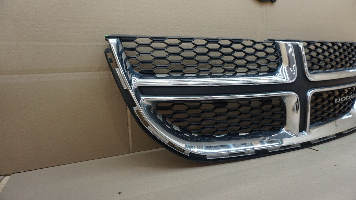2011-2020 DODGE GRAND CARAVAN FRONT CENTER RADIATOR GRILLE GRILL OEM