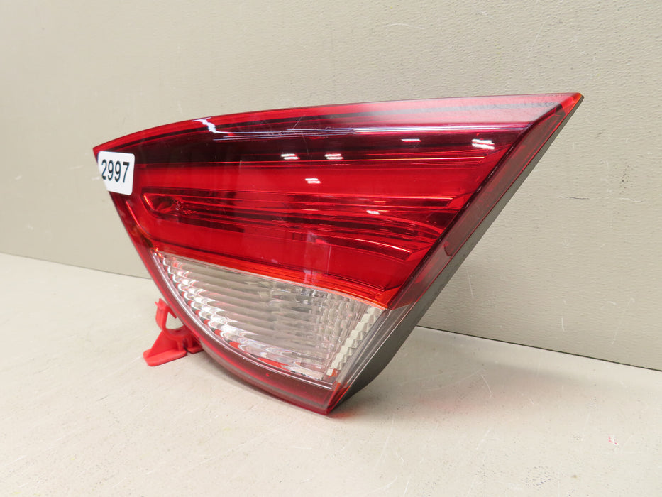 2015 2016 2017 CHRYSLER 200 REAR RIGHT PASSENGER INNER TAIL LIGHT OEM