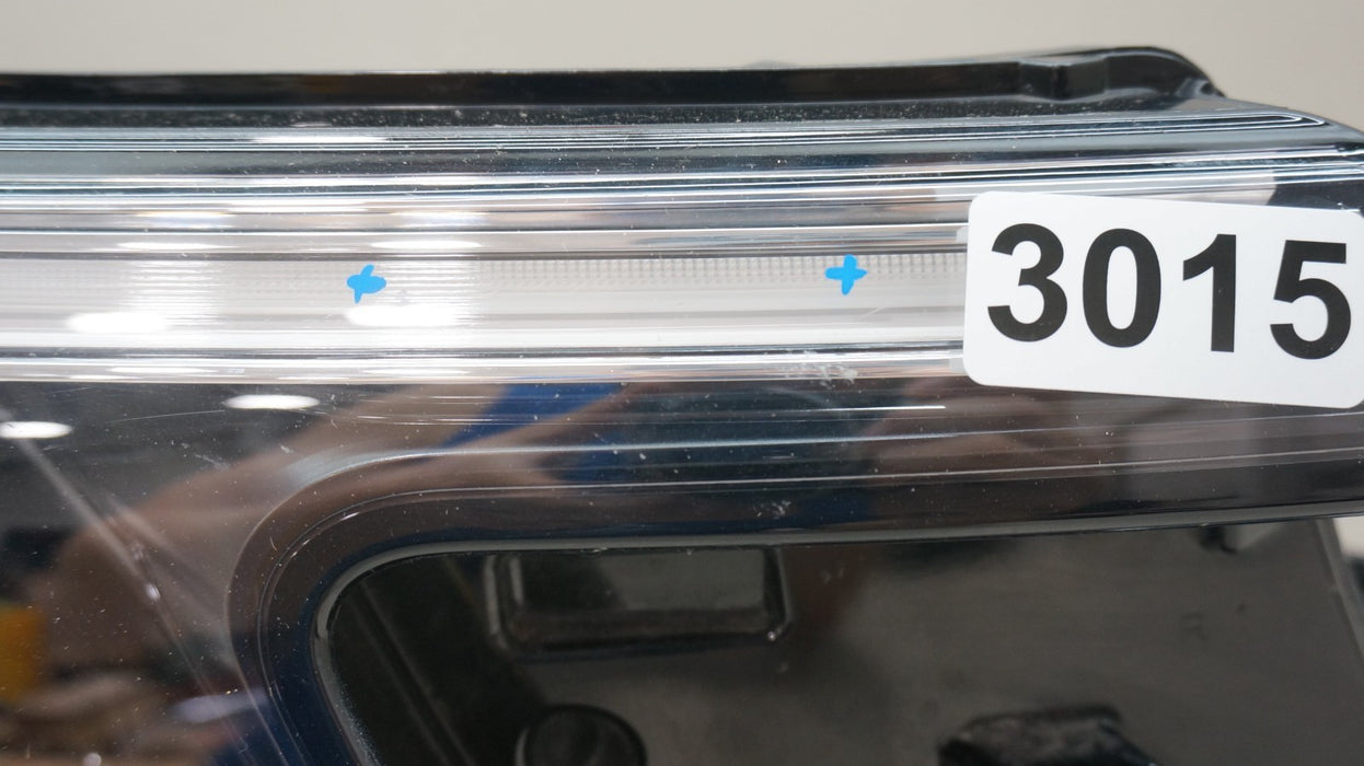 2024-2026 VOLKSWAGEN ATLAS FRONT RIGHT SIDE LED HEADLIGHT OEM 3CN941082