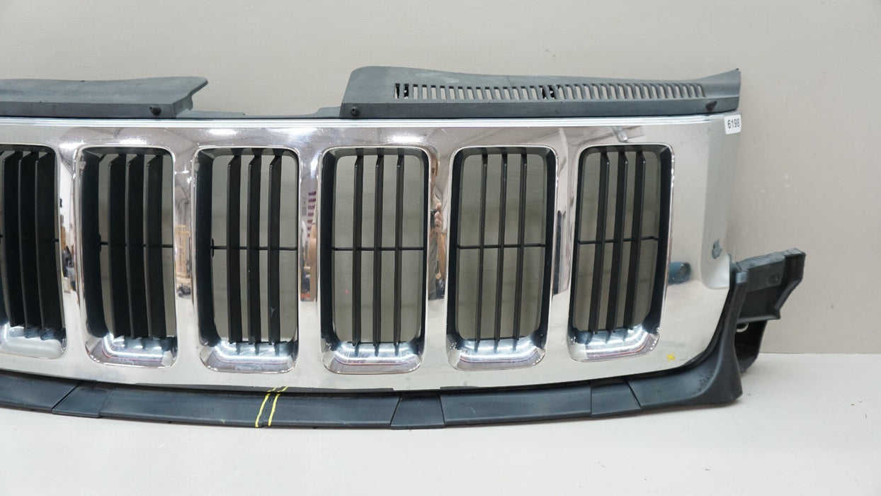 2011-2013 JEEP GRAND CHEROKEE FRONT MAIN GRILLE 55079377 OEM 11 12 13