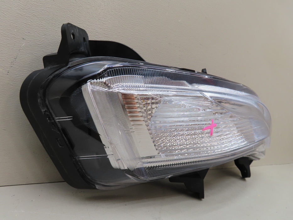 2019-2023 CHEVROLET MALIBU FRONT RIGHT PASSENGER SIDE FOG LIGHT OEM 84843548