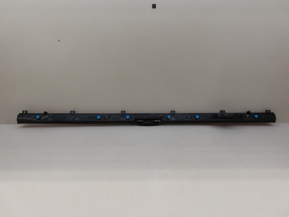 2022-2024 FORD F150 F-150 LIGHTNING REAR CENTER TAILGATE TAIL LIGHT LED OEM