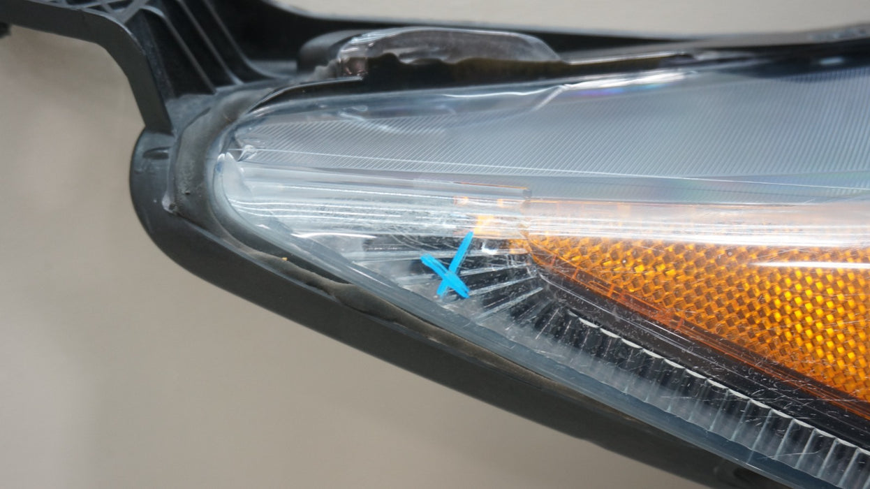 2014-2019 FORD FIESTA FRONT RIGHT PASSENGER SIDE HEADLIGHT HALOGEN OEM