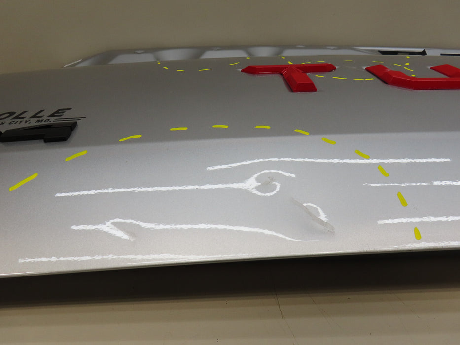 2022 2023 TOYOTA TUNDRA REAR TAIL GATE SHELL OEM