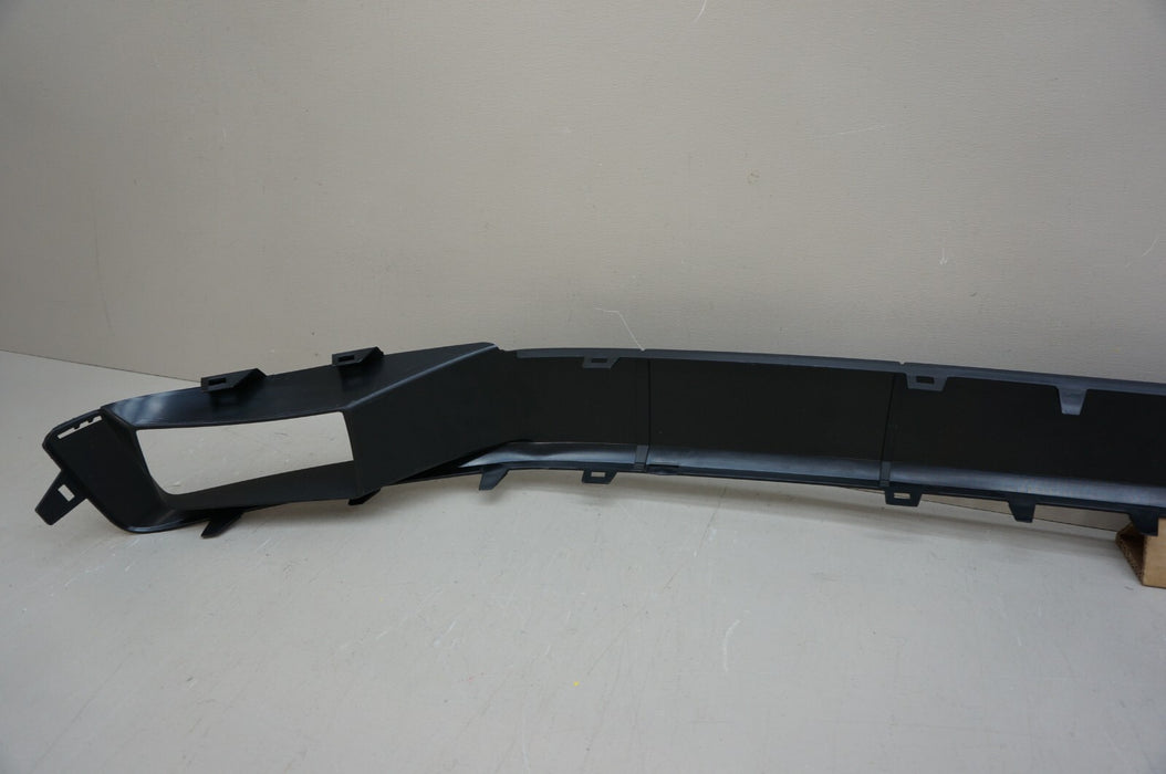 2015-2020 CHEVROLET TAHOE SUBURBAN FRONT BUMPER TRIM MOLDING OEM 22936495