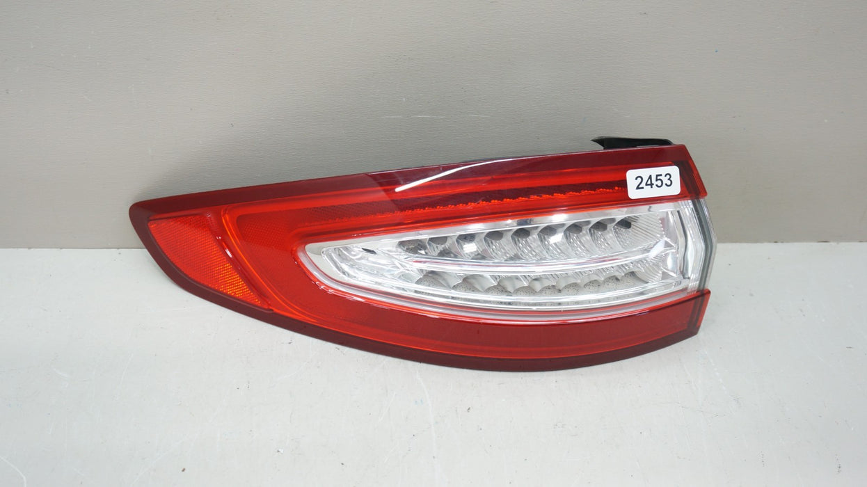 2013-2016 FORD FUSION REAR LEFT DRIVER SIDE LED OUTER TAIL LIGHT OEM