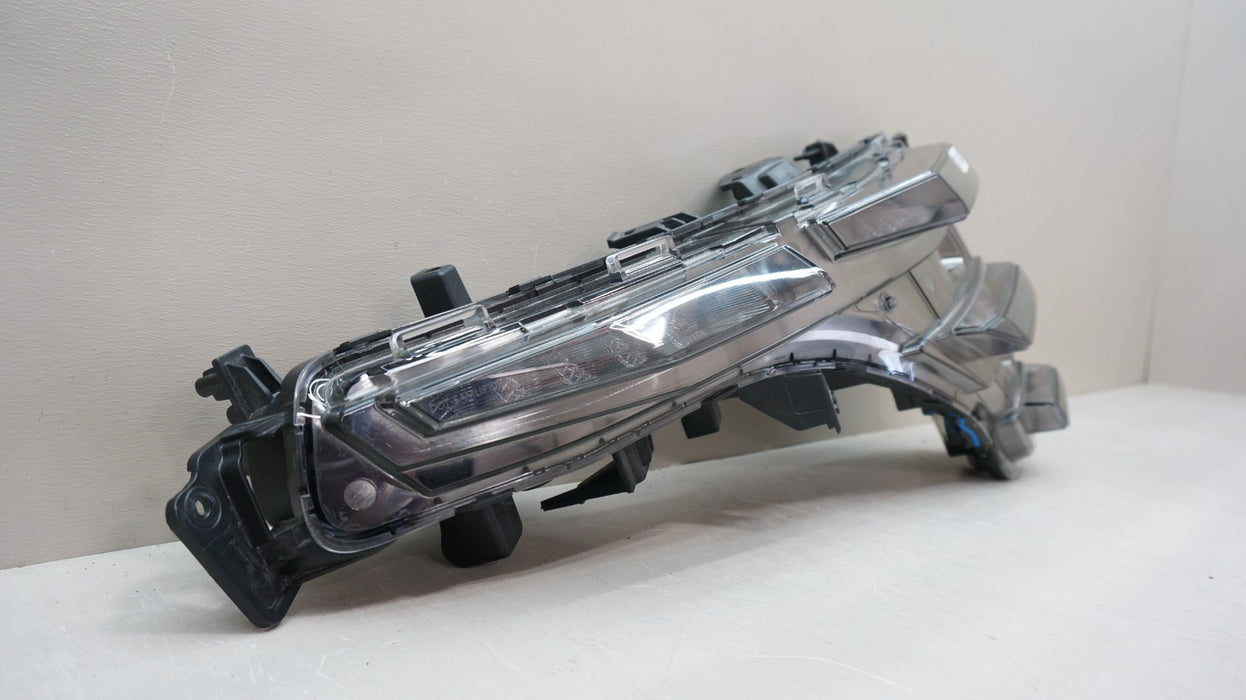 2022-2024 HYUNDAI SANTA CRUZ FRONT RIGHT DAYTIME RUNNING LIGHT DRL OEM