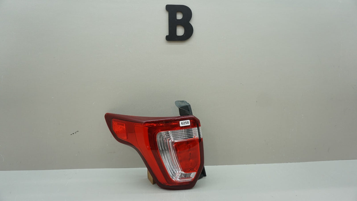 2016-2019 FORD EXPLORER REAR LEFT DRIVERS SIDE TAIL LIGHT OEM 16 17 18 19
