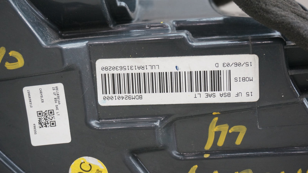 2015-2017 CHRYSLER 200 REAR LEFT DRIVERS SIDE TAIL LIGHT OEM