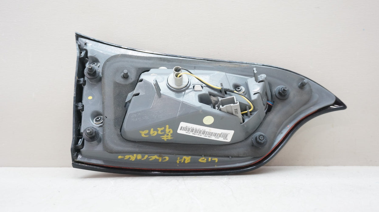 2014-2018 JEEP CHEROKEE REAR RIGHT PASSENGER SIDE INNER TAIL LIGHT OEM