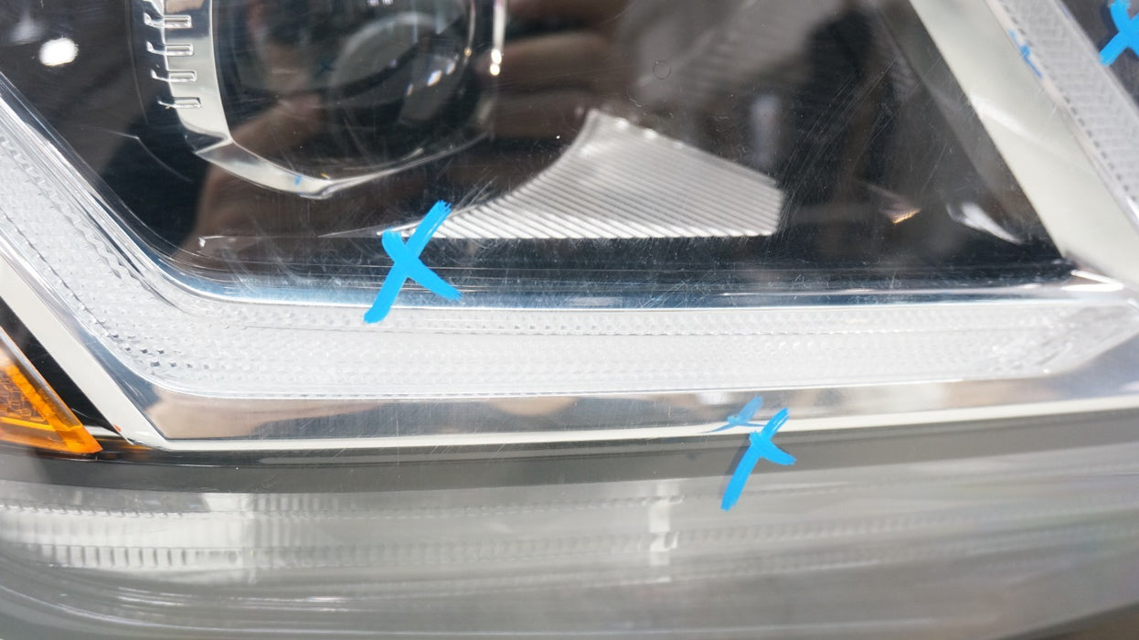 2020-2023 VOLKSWAGEN ATLAS CROSS FRONT RIGHT PASSENGER SIDE LED HEADLIGHT OEM