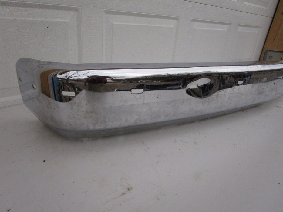 95 96 97 98 CHEVROLET TAHOE FRONT BUMPER COVER OEM
