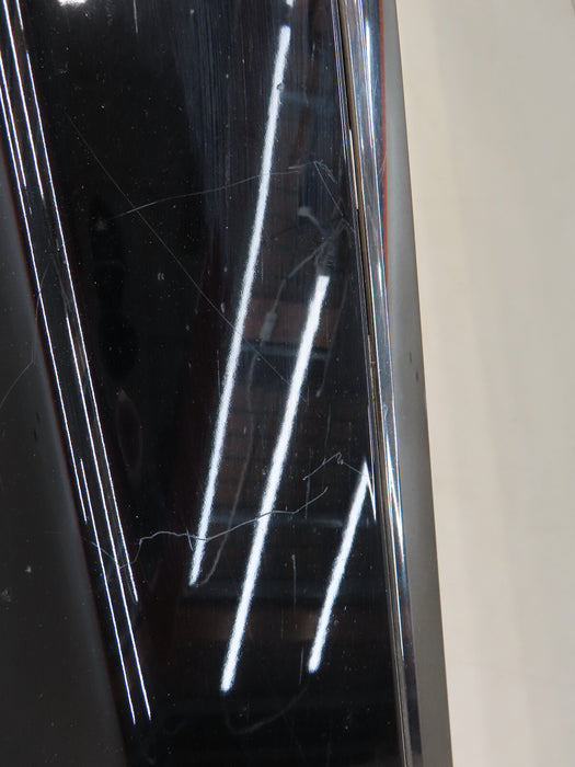 2019-2023 CHEVROLET BLAZER FRONT RIGHT PASSENGER SIDE DOOR LOWER MOLDING OEM