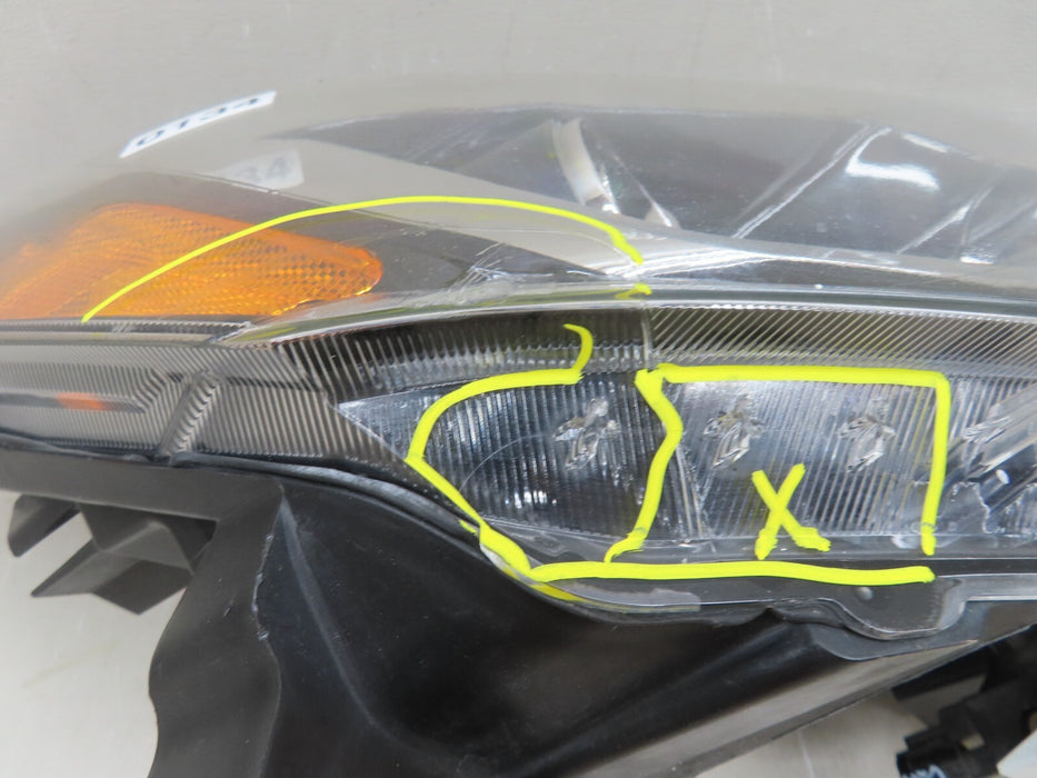 2017-2019 NISSAN PATHFINDER FRONT RIGHT PASSENGER HEADLIGHT LAMP HALOGEN OEM