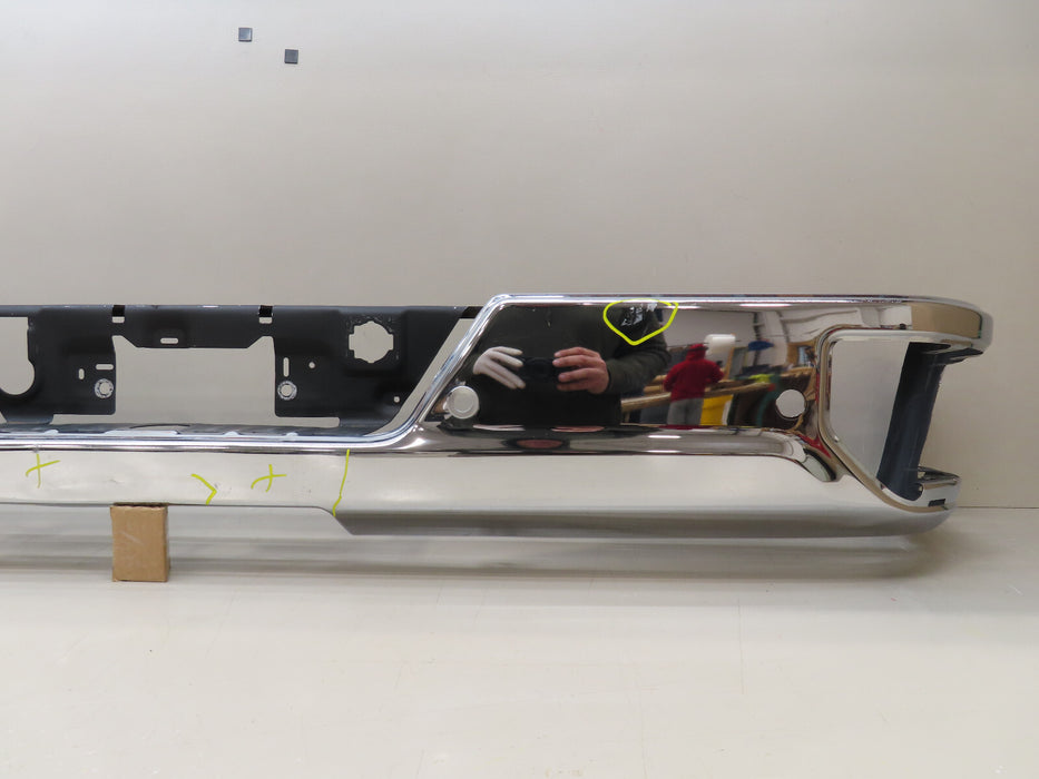 2020-2023 CHEVROLET/GMC SILVERADO-SIERRA 2500 3500 REAR BUMPER METAL OEM