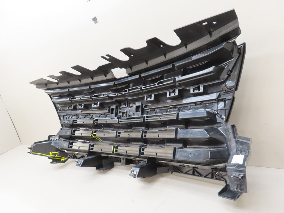2021-2022 CHEVROLET COLORADO FRONT BUMPER RADIATOR GRILLE OEM