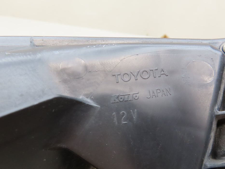 2014-2020 TOYOTA 4RUNNER LEFT DRIVER SIDE HEADLIGHT HALOGEN OEM